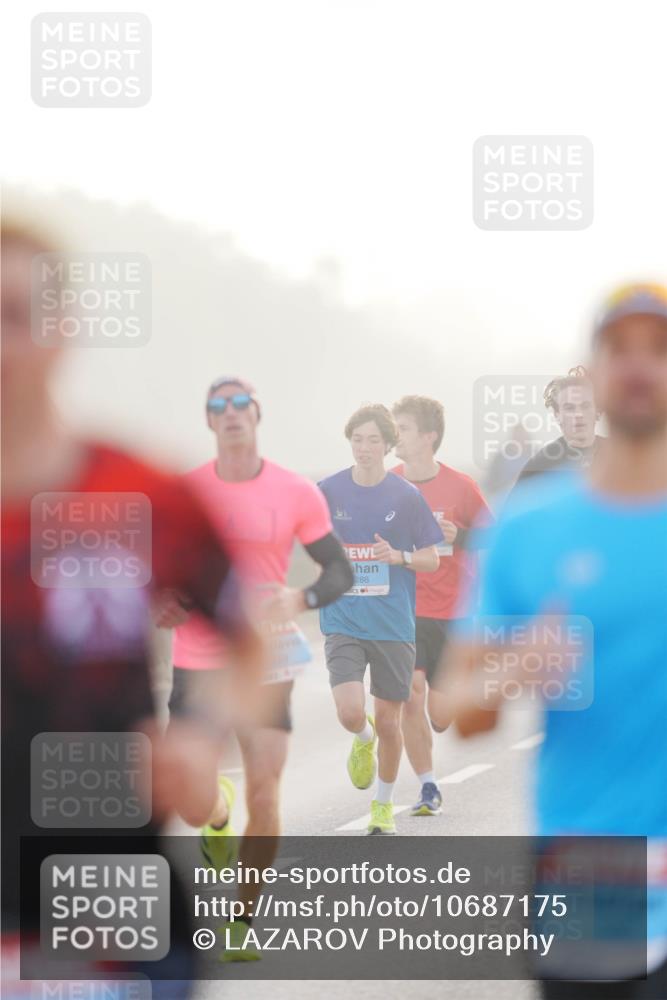03.10.2026 - Köhlbrandbrückenlauf LAZAROV Photography http://msf.ph/oto/10687175 03.10.2026 09:13:34 Position 3 288, 5 meine-sportfotos.de