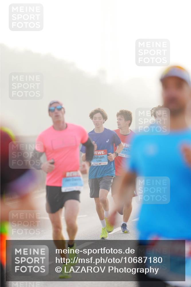 03.10.2026 - Köhlbrandbrückenlauf LAZAROV Photography http://msf.ph/oto/10687180 03.10.2026 09:13:35 Position 3 1288, 2181 meine-sportfotos.de