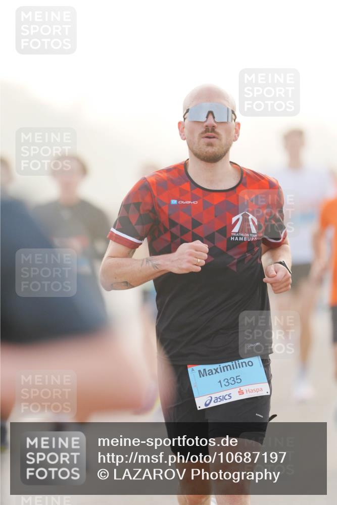 03.10.2026 - Köhlbrandbrückenlauf LAZAROV Photography http://msf.ph/oto/10687197 03.10.2026 09:13:37 Position 3 0, 20, 1335 meine-sportfotos.de