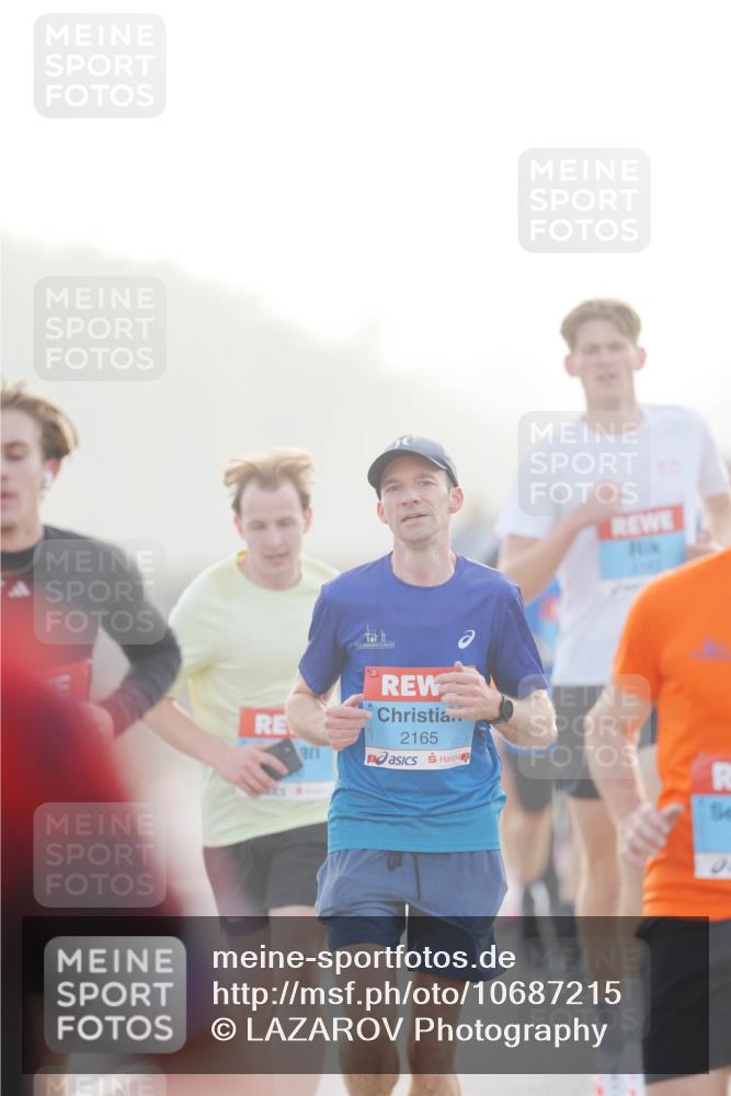 03.10.2026 - Köhlbrandbrückenlauf LAZAROV Photography http://msf.ph/oto/10687215 03.10.2026 09:13:40 Position 3 2165 meine-sportfotos.de