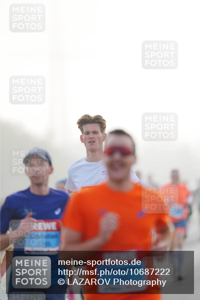 03.10.2026 - Köhlbrandbrückenlauf LAZAROV Photography http://msf.ph/oto/10687222 03.10.2026 09:13:41 Position 3 9, 2965 meine-sportfotos.de