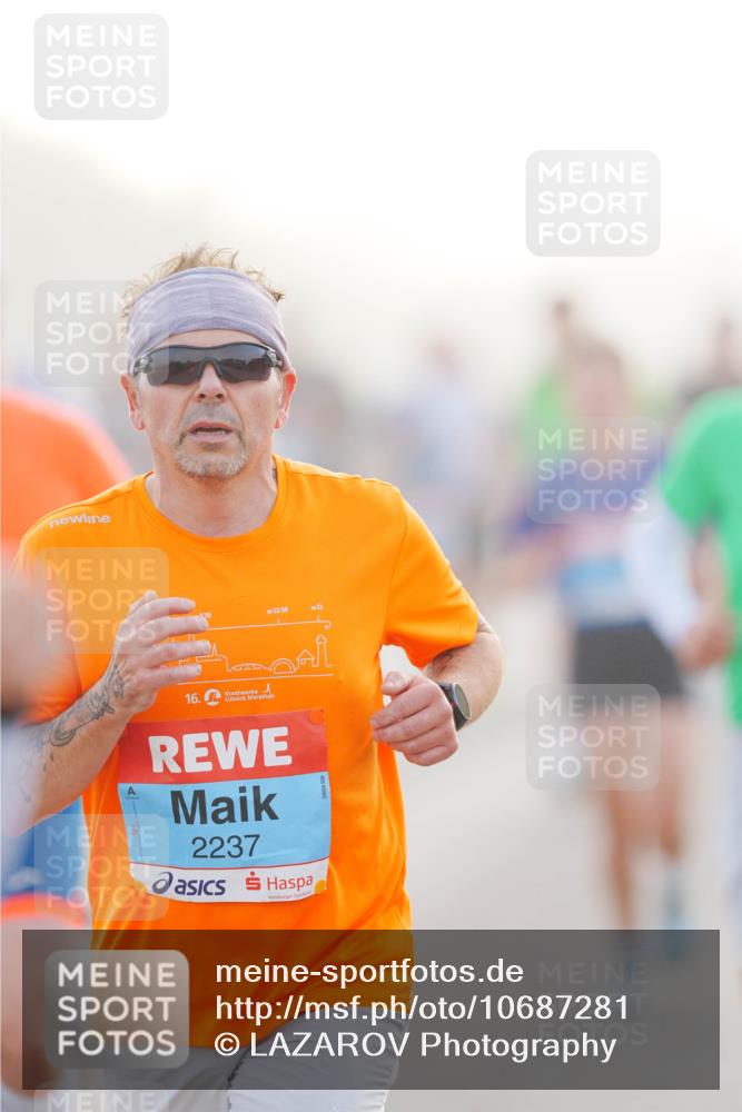 03.10.2026 - Köhlbrandbrückenlauf LAZAROV Photography http://msf.ph/oto/10687281 03.10.2026 09:13:50 Position 3 16, 12, 30, 2237, 21 meine-sportfotos.de
