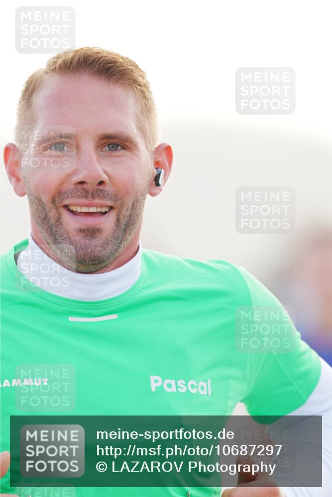 03.10.2026 - Köhlbrandbrückenlauf LAZAROV Photography http://msf.ph/oto/10687297 03.10.2026 09:13:54 Position 3  meine-sportfotos.de
