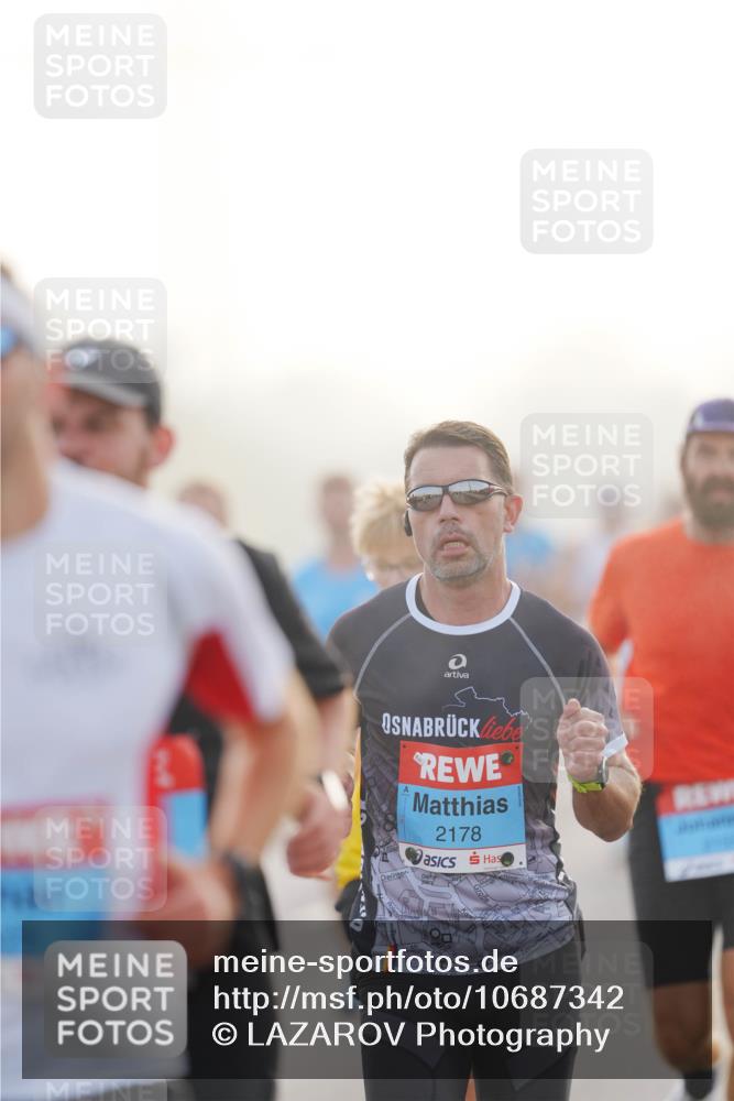 03.10.2026 - Köhlbrandbrückenlauf LAZAROV Photography http://msf.ph/oto/10687342 03.10.2026 09:14:01 Position 3 2178 meine-sportfotos.de