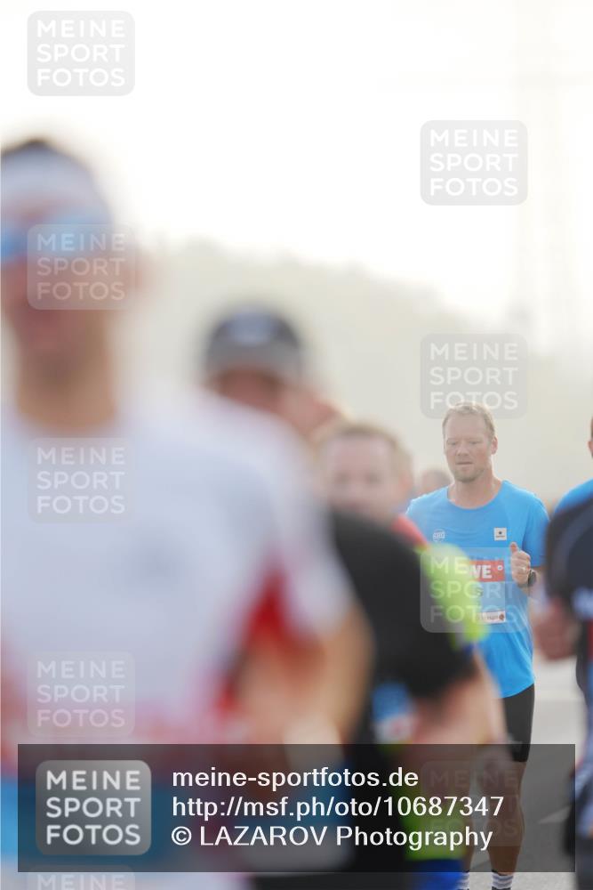 03.10.2026 - Köhlbrandbrückenlauf LAZAROV Photography http://msf.ph/oto/10687347 03.10.2026 09:14:02 Position 3 9 meine-sportfotos.de