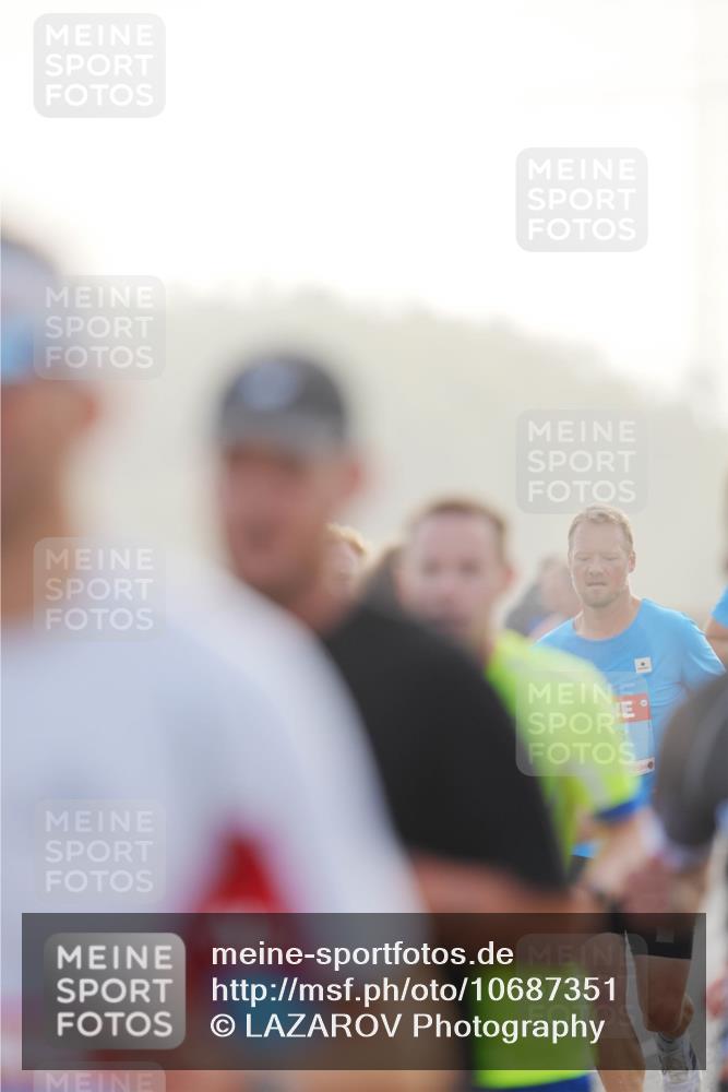 03.10.2026 - Köhlbrandbrückenlauf LAZAROV Photography http://msf.ph/oto/10687351 03.10.2026 09:14:02 Position 3  meine-sportfotos.de