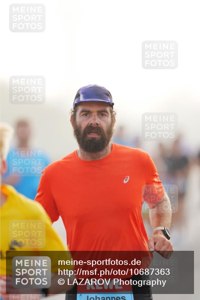 03.10.2026 - Köhlbrandbrückenlauf LAZAROV Photography http://msf.ph/oto/10687363 03.10.2026 09:14:04 Position 3  meine-sportfotos.de