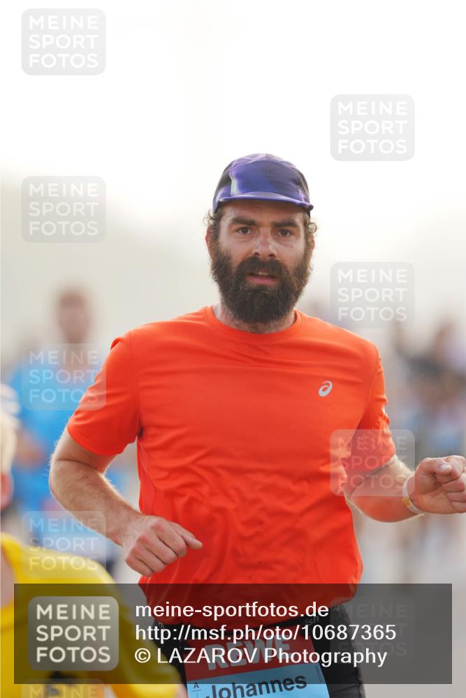 03.10.2026 - Köhlbrandbrückenlauf LAZAROV Photography http://msf.ph/oto/10687365 03.10.2026 09:14:04 Position 3  meine-sportfotos.de