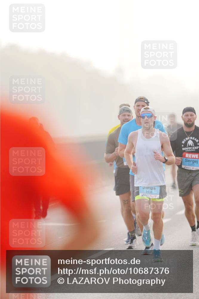 03.10.2026 - Köhlbrandbrückenlauf LAZAROV Photography http://msf.ph/oto/10687376 03.10.2026 09:14:06 Position 3 2108, 2283 meine-sportfotos.de