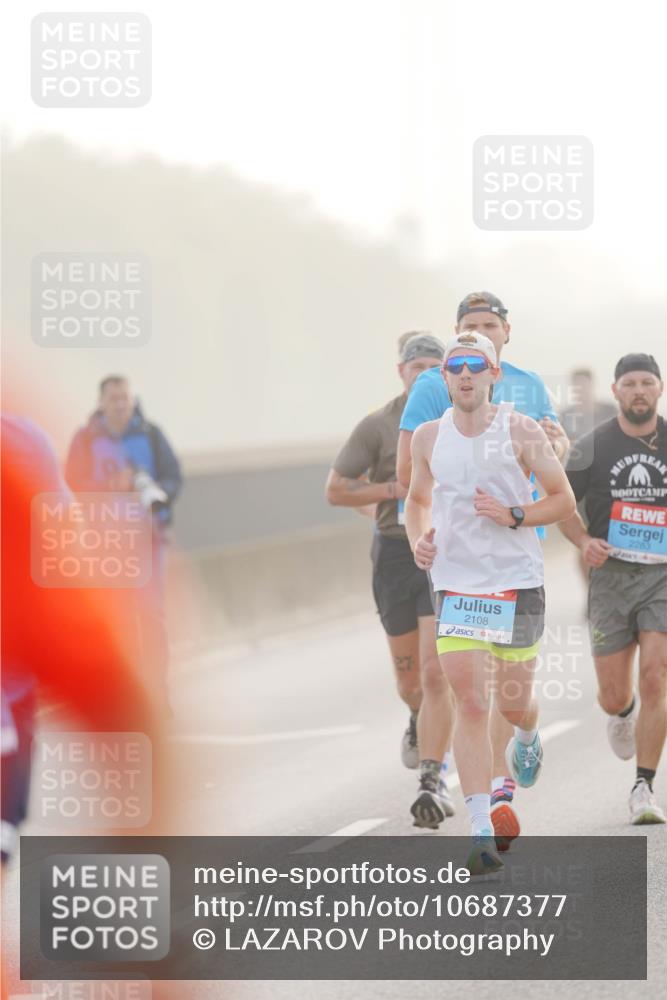 03.10.2026 - Köhlbrandbrückenlauf LAZAROV Photography http://msf.ph/oto/10687377 03.10.2026 09:14:06 Position 3 27, 2108, 2283 meine-sportfotos.de