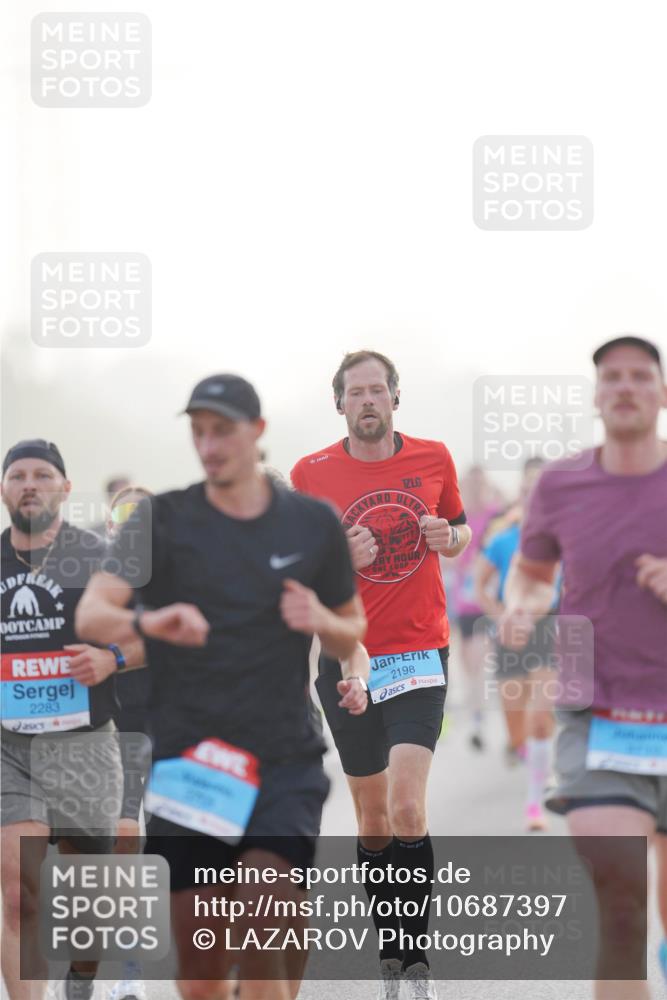 03.10.2026 - Köhlbrandbrückenlauf LAZAROV Photography http://msf.ph/oto/10687397 03.10.2026 09:14:09 Position 3 2283, 2198 meine-sportfotos.de