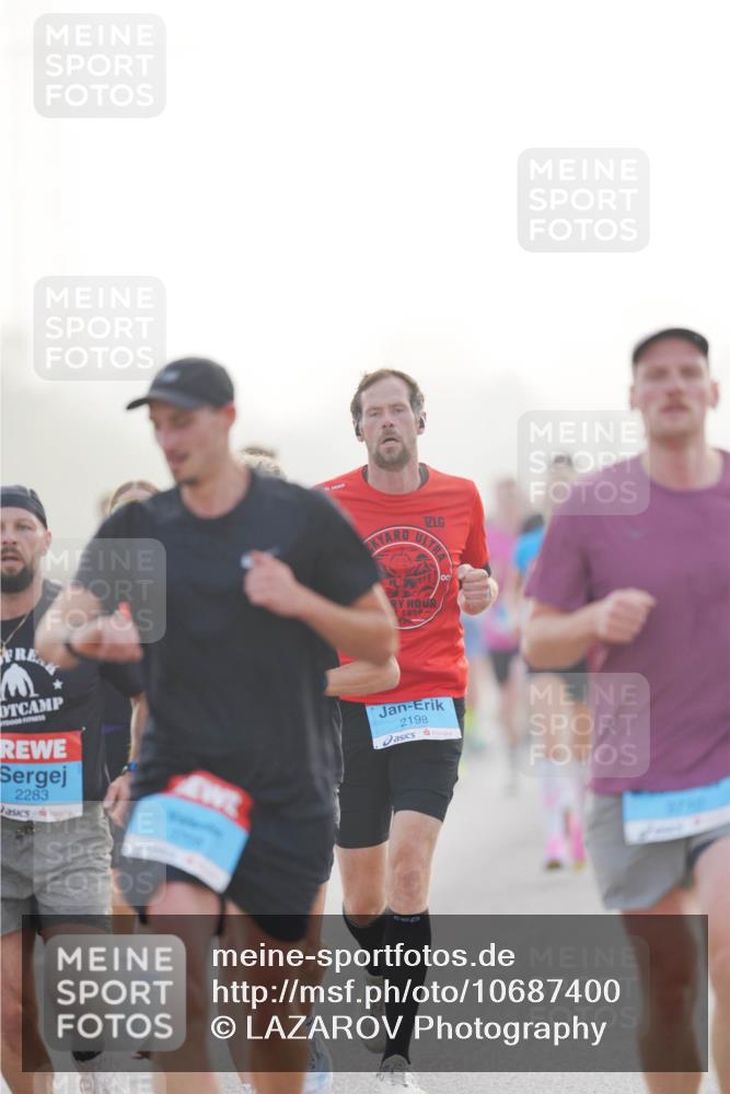 03.10.2026 - Köhlbrandbrückenlauf LAZAROV Photography http://msf.ph/oto/10687400 03.10.2026 09:14:10 Position 3 2283, 2198 meine-sportfotos.de