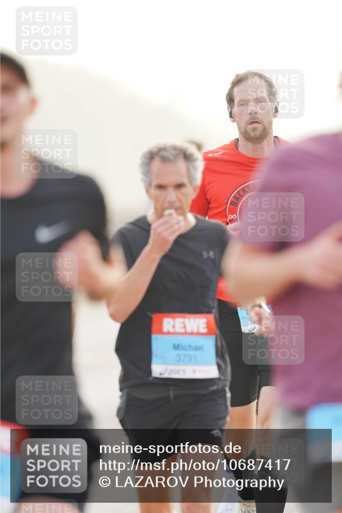 03.10.2026 - Köhlbrandbrückenlauf LAZAROV Photography http://msf.ph/oto/10687417 03.10.2026 09:14:12 Position 3 3791, 8 meine-sportfotos.de