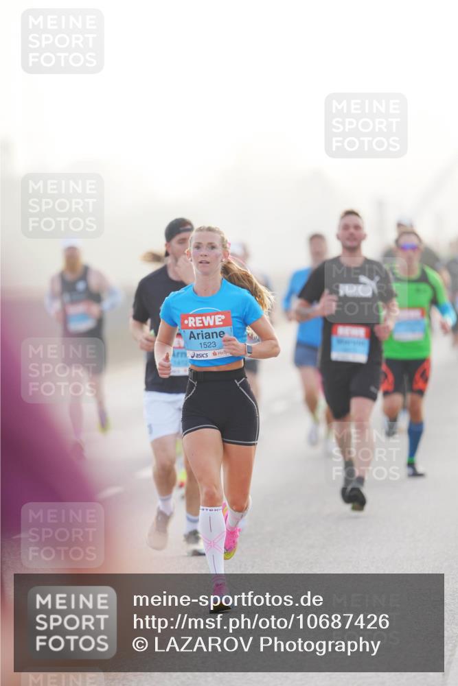 03.10.2026 - Köhlbrandbrückenlauf LAZAROV Photography http://msf.ph/oto/10687426 03.10.2026 09:14:14 Position 3 1523 meine-sportfotos.de