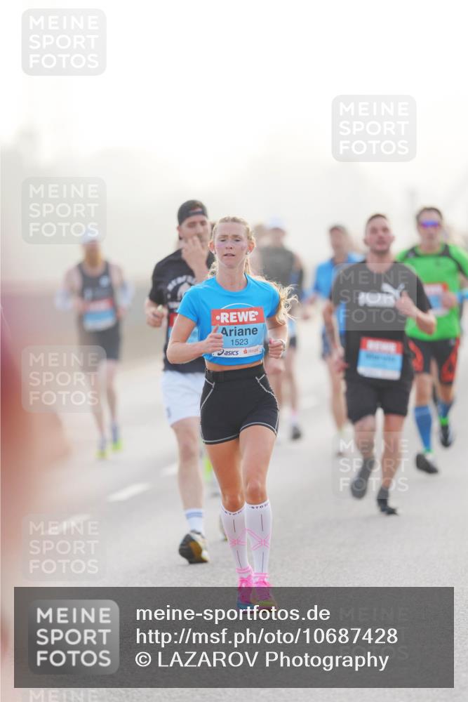 03.10.2026 - Köhlbrandbrückenlauf LAZAROV Photography http://msf.ph/oto/10687428 03.10.2026 09:14:14 Position 3 1523 meine-sportfotos.de