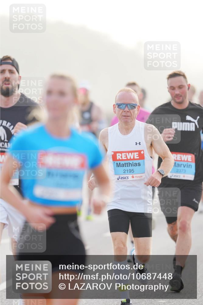03.10.2026 - Köhlbrandbrückenlauf LAZAROV Photography http://msf.ph/oto/10687448 03.10.2026 09:14:19 Position 3 2195, 2373 meine-sportfotos.de