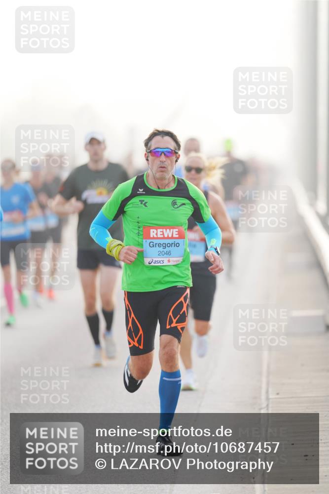 03.10.2026 - Köhlbrandbrückenlauf LAZAROV Photography http://msf.ph/oto/10687457 03.10.2026 09:14:21 Position 3 2046 meine-sportfotos.de