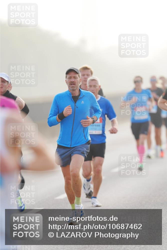 03.10.2026 - Köhlbrandbrückenlauf LAZAROV Photography http://msf.ph/oto/10687462 03.10.2026 09:14:22 Position 3 1712 meine-sportfotos.de
