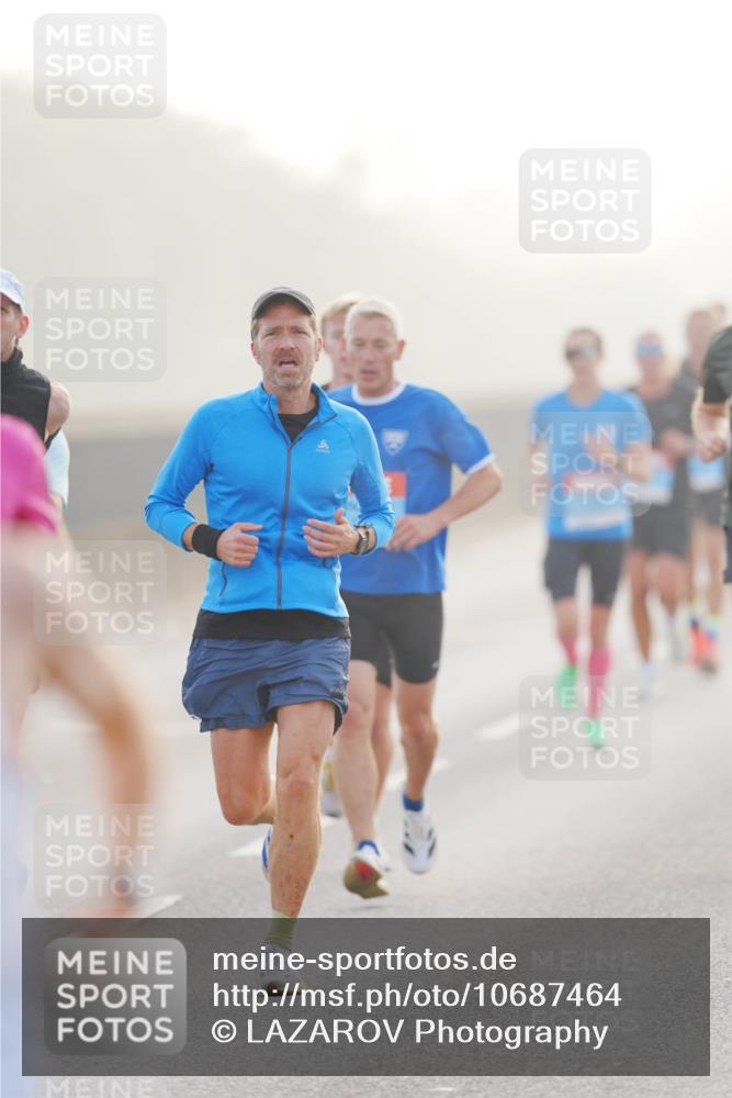 03.10.2026 - Köhlbrandbrückenlauf LAZAROV Photography http://msf.ph/oto/10687464 03.10.2026 09:14:23 Position 3  meine-sportfotos.de