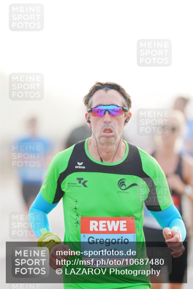 03.10.2026 - Köhlbrandbrückenlauf LAZAROV Photography http://msf.ph/oto/10687480 03.10.2026 09:14:25 Position 3 2046 meine-sportfotos.de