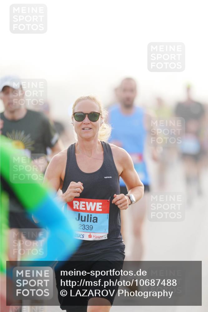 03.10.2026 - Köhlbrandbrückenlauf LAZAROV Photography http://msf.ph/oto/10687488 03.10.2026 09:14:26 Position 3 2339 meine-sportfotos.de