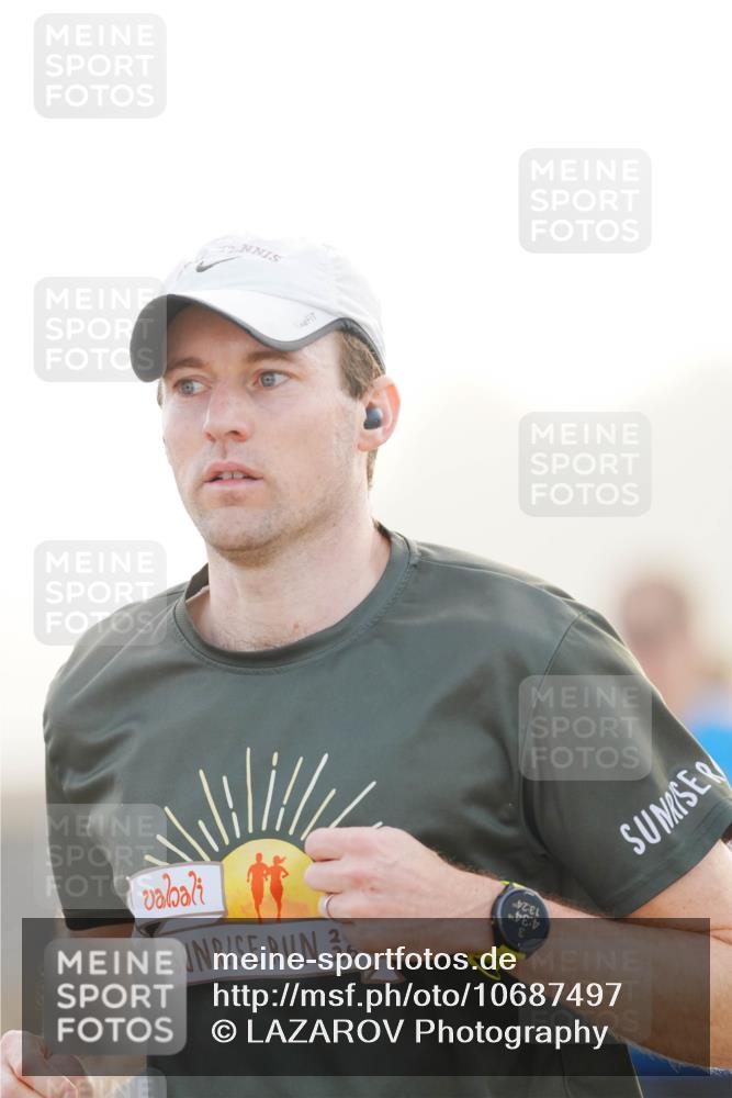 03.10.2026 - Köhlbrandbrückenlauf LAZAROV Photography http://msf.ph/oto/10687497 03.10.2026 09:14:30 Position 3 26 meine-sportfotos.de