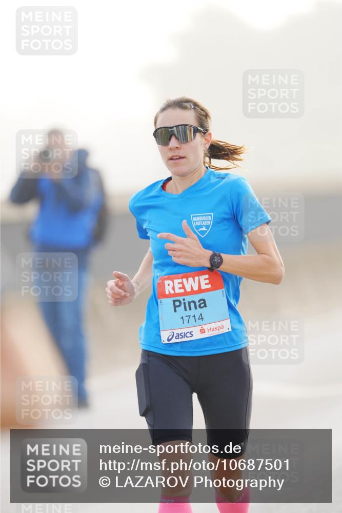 03.10.2026 - Köhlbrandbrückenlauf LAZAROV Photography http://msf.ph/oto/10687501 03.10.2026 09:14:31 Position 3 1714 meine-sportfotos.de