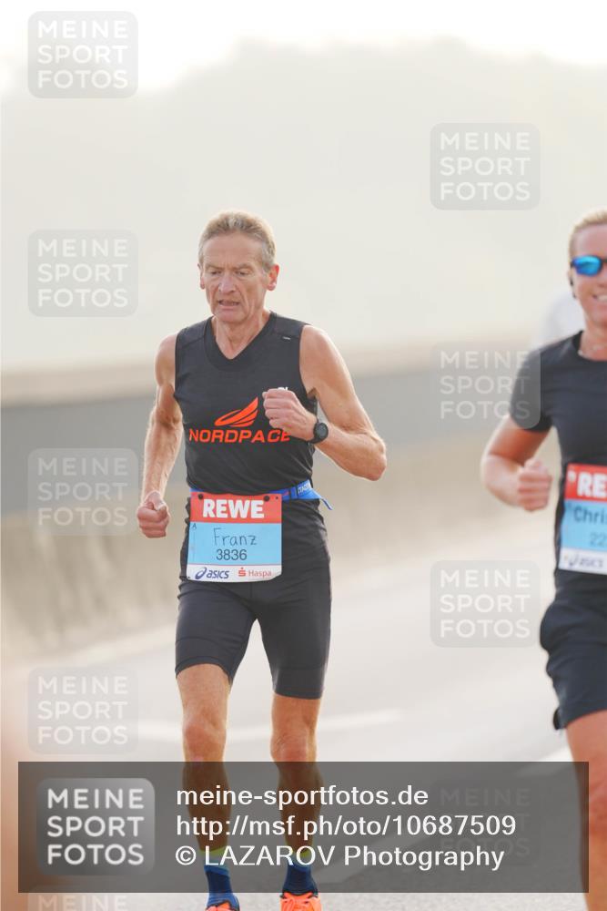 03.10.2026 - Köhlbrandbrückenlauf LAZAROV Photography http://msf.ph/oto/10687509 03.10.2026 09:14:32 Position 3 3836, 22 meine-sportfotos.de