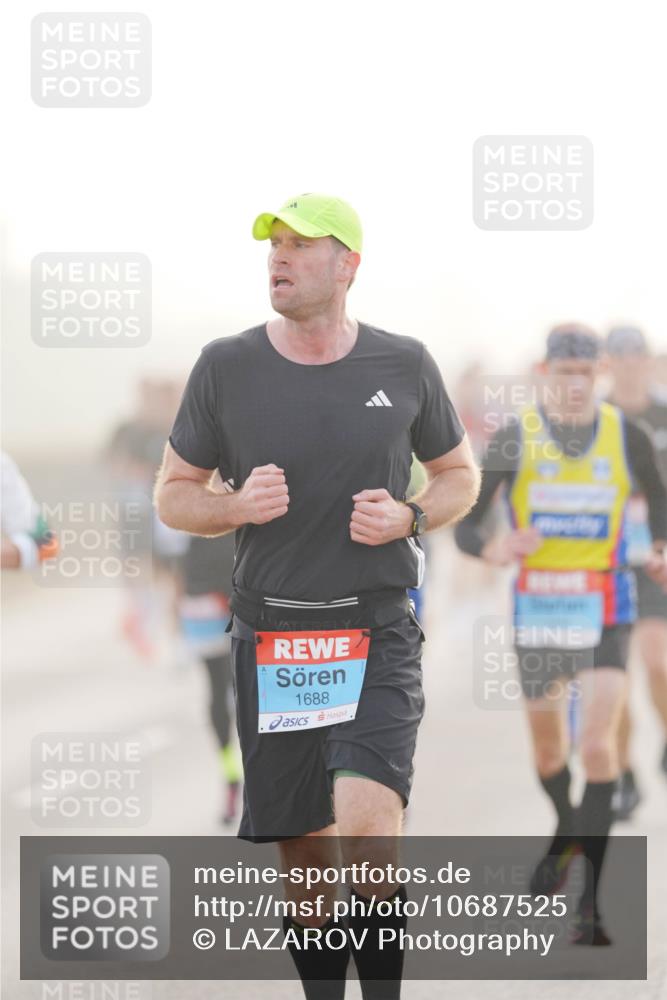 03.10.2026 - Köhlbrandbrückenlauf LAZAROV Photography http://msf.ph/oto/10687525 03.10.2026 09:14:35 Position 3 1688 meine-sportfotos.de