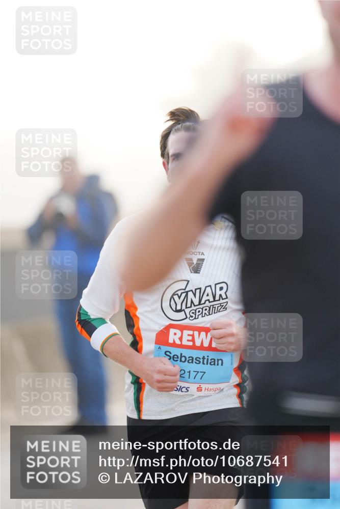 03.10.2026 - Köhlbrandbrückenlauf LAZAROV Photography http://msf.ph/oto/10687541 03.10.2026 09:14:39 Position 3 2177 meine-sportfotos.de
