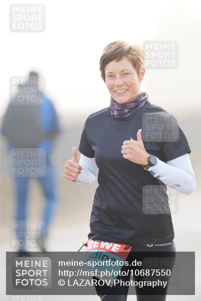 03.10.2026 - Köhlbrandbrückenlauf LAZAROV Photography http://msf.ph/oto/10687550 03.10.2026 09:14:43 Position 3 1102 meine-sportfotos.de