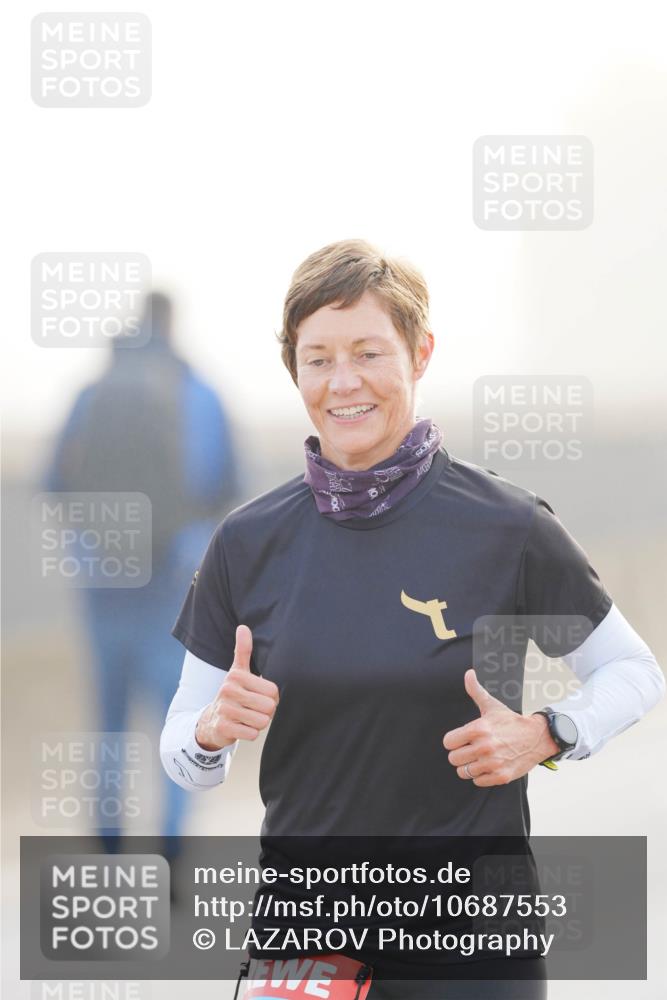 03.10.2026 - Köhlbrandbrückenlauf LAZAROV Photography http://msf.ph/oto/10687553 03.10.2026 09:14:43 Position 3  meine-sportfotos.de