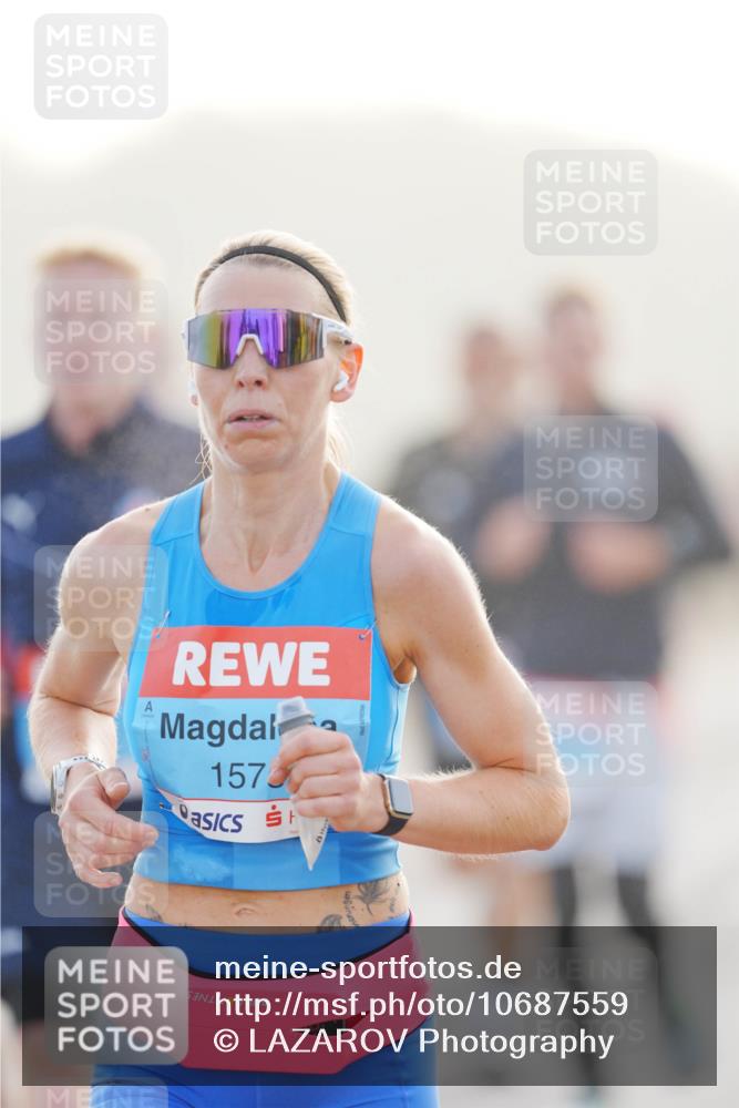 03.10.2026 - Köhlbrandbrückenlauf LAZAROV Photography http://msf.ph/oto/10687559 03.10.2026 09:14:45 Position 3 157 meine-sportfotos.de