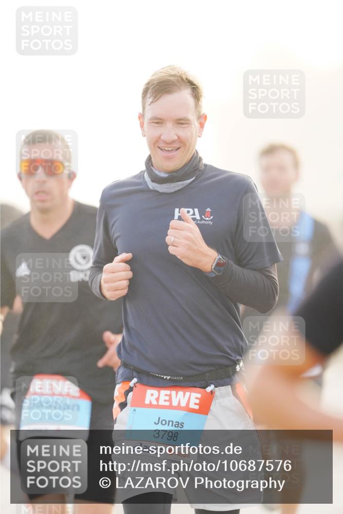 03.10.2026 - Köhlbrandbrückenlauf LAZAROV Photography http://msf.ph/oto/10687576 03.10.2026 09:14:48 Position 3 3798 meine-sportfotos.de