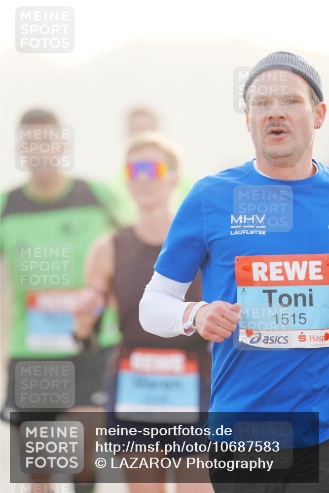 03.10.2026 - Köhlbrandbrückenlauf LAZAROV Photography http://msf.ph/oto/10687583 03.10.2026 09:14:50 Position 3 1515 meine-sportfotos.de