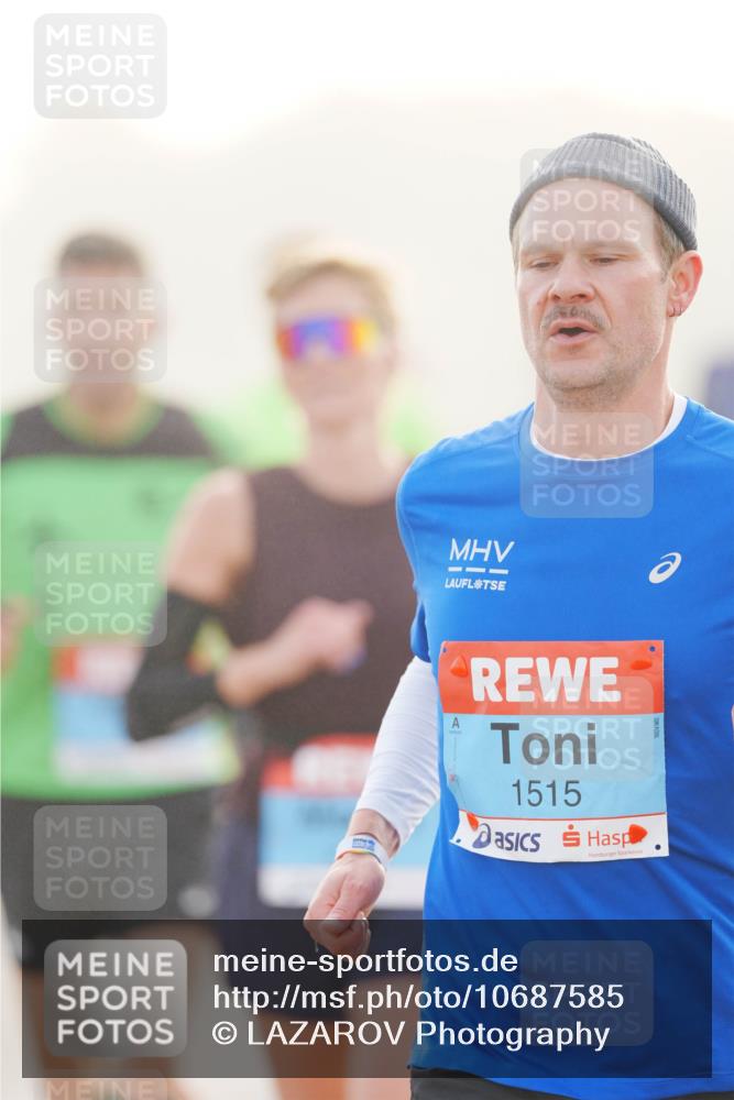 03.10.2026 - Köhlbrandbrückenlauf LAZAROV Photography http://msf.ph/oto/10687585 03.10.2026 09:14:50 Position 3 1515 meine-sportfotos.de