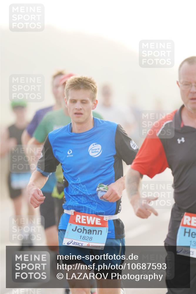 03.10.2026 - Köhlbrandbrückenlauf LAZAROV Photography http://msf.ph/oto/10687593 03.10.2026 09:14:51 Position 3 1828, 13 meine-sportfotos.de
