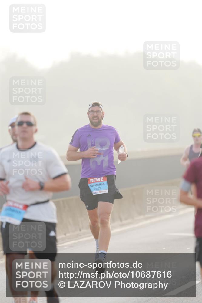 03.10.2026 - Köhlbrandbrückenlauf LAZAROV Photography http://msf.ph/oto/10687616 03.10.2026 09:14:55 Position 3 2303 meine-sportfotos.de