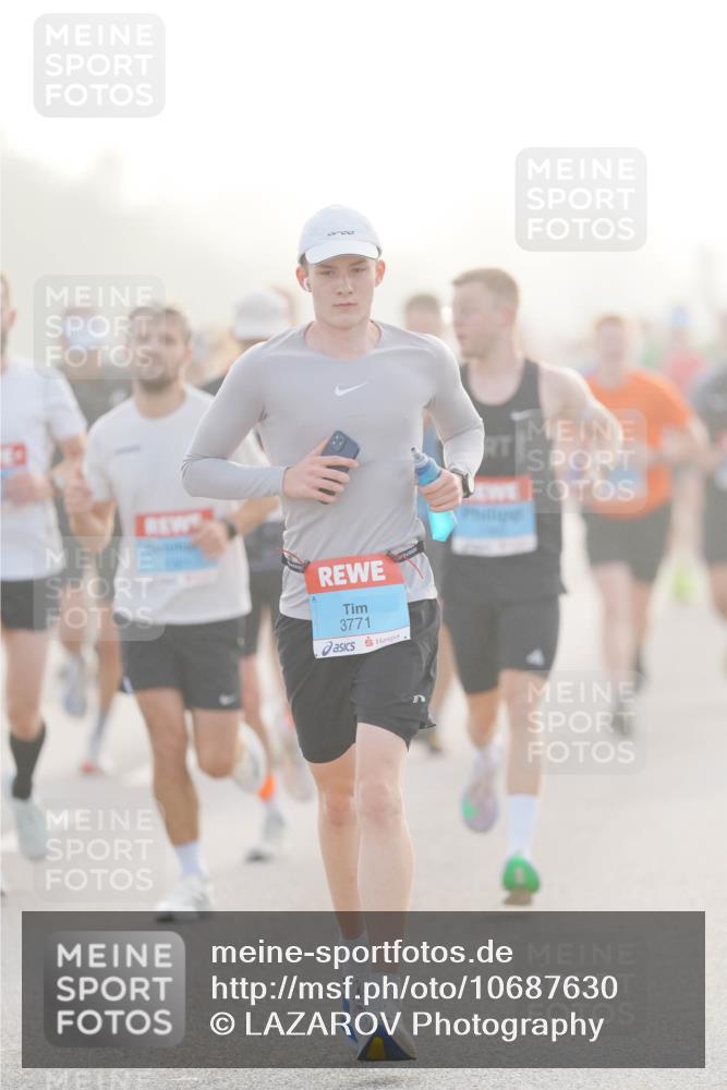 03.10.2026 - Köhlbrandbrückenlauf LAZAROV Photography http://msf.ph/oto/10687630 03.10.2026 09:14:57 Position 3 3771 meine-sportfotos.de