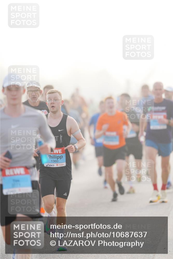 03.10.2026 - Köhlbrandbrückenlauf LAZAROV Photography http://msf.ph/oto/10687637 03.10.2026 09:14:57 Position 3 1360 meine-sportfotos.de