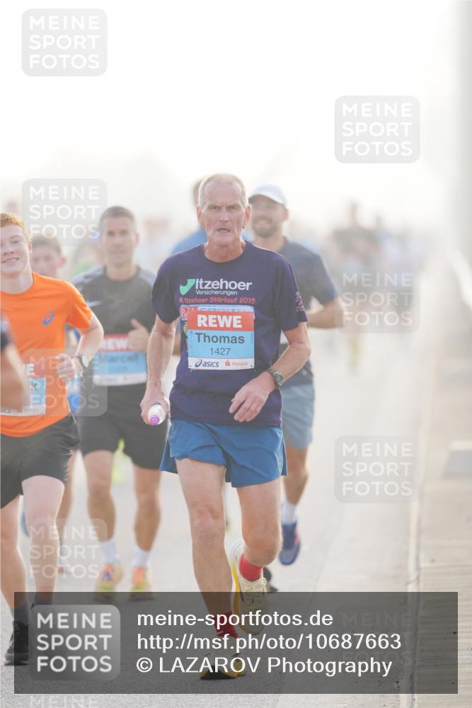 03.10.2026 - Köhlbrandbrückenlauf LAZAROV Photography http://msf.ph/oto/10687663 03.10.2026 09:15:02 Position 3 6, 2015, 1427 meine-sportfotos.de
