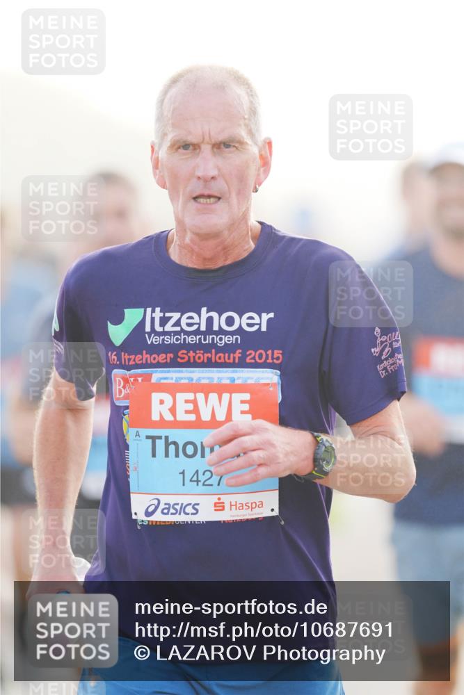 03.10.2026 - Köhlbrandbrückenlauf LAZAROV Photography http://msf.ph/oto/10687691 03.10.2026 09:15:06 Position 3 16, 2015, 1427 meine-sportfotos.de