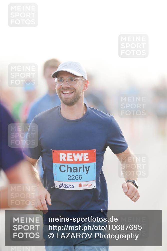 03.10.2026 - Köhlbrandbrückenlauf LAZAROV Photography http://msf.ph/oto/10687695 03.10.2026 09:15:07 Position 3 2266 meine-sportfotos.de