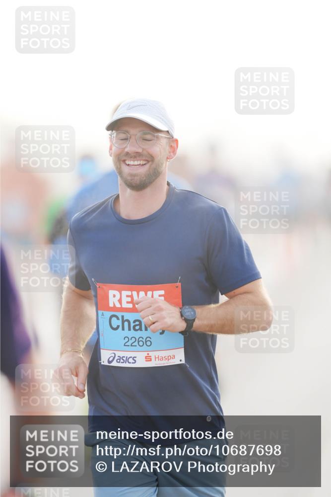 03.10.2026 - Köhlbrandbrückenlauf LAZAROV Photography http://msf.ph/oto/10687698 03.10.2026 09:15:07 Position 3 2266 meine-sportfotos.de
