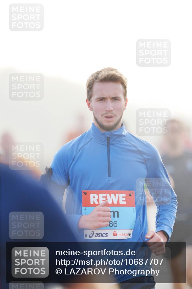 03.10.2026 - Köhlbrandbrückenlauf LAZAROV Photography http://msf.ph/oto/10687707 03.10.2026 09:15:09 Position 3 86 meine-sportfotos.de