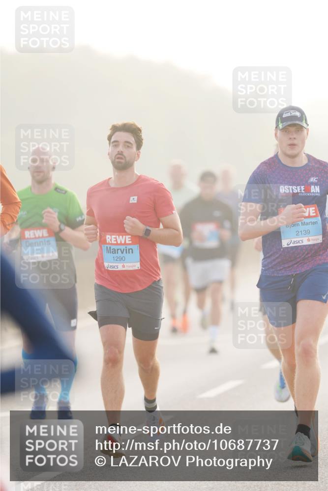 03.10.2026 - Köhlbrandbrückenlauf LAZAROV Photography http://msf.ph/oto/10687737 03.10.2026 09:15:14 Position 3 5457, 1290, 2139 meine-sportfotos.de