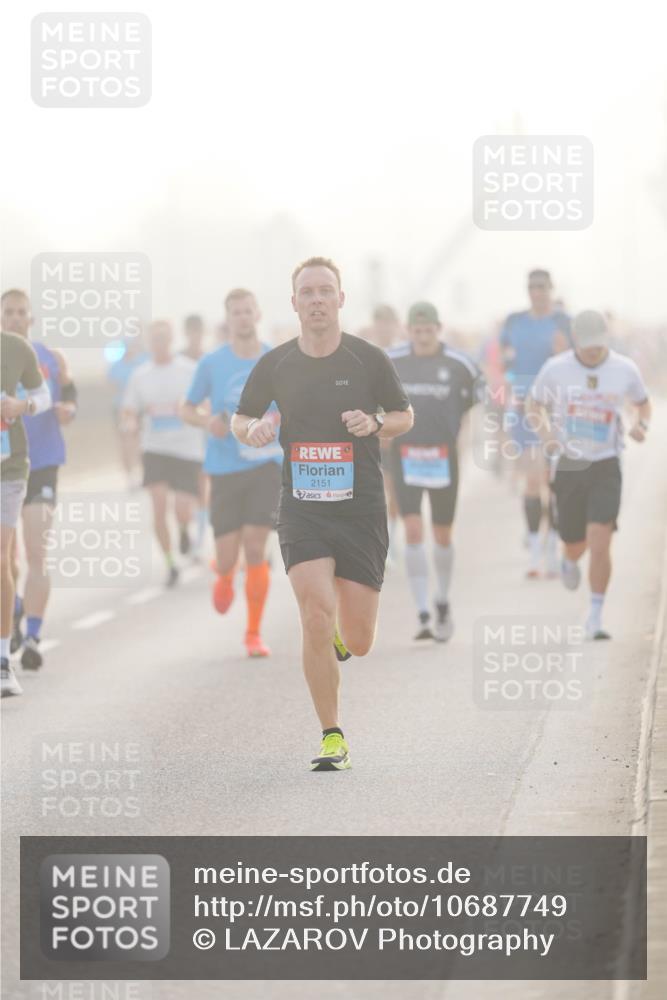 03.10.2026 - Köhlbrandbrückenlauf LAZAROV Photography http://msf.ph/oto/10687749 03.10.2026 09:15:15 Position 3 2151 meine-sportfotos.de