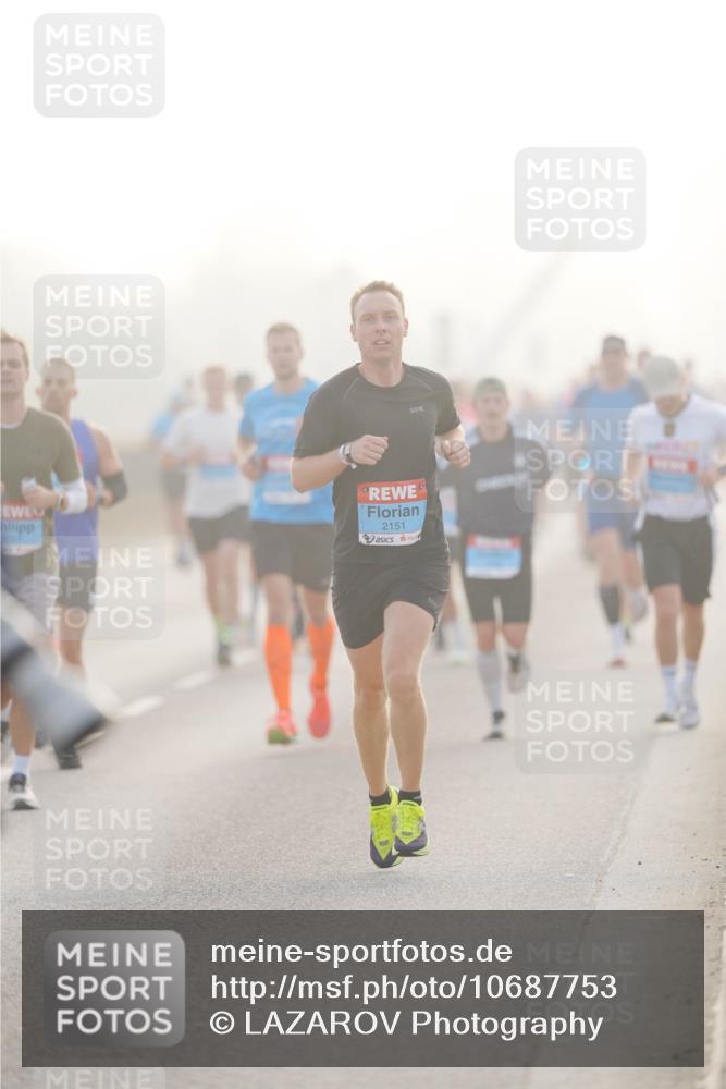 03.10.2026 - Köhlbrandbrückenlauf LAZAROV Photography http://msf.ph/oto/10687753 03.10.2026 09:15:16 Position 3 2151 meine-sportfotos.de