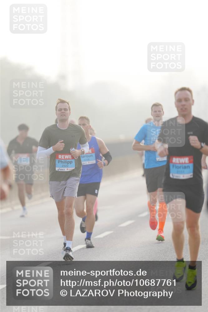 03.10.2026 - Köhlbrandbrückenlauf LAZAROV Photography http://msf.ph/oto/10687761 03.10.2026 09:15:18 Position 3 2322, 2258 meine-sportfotos.de