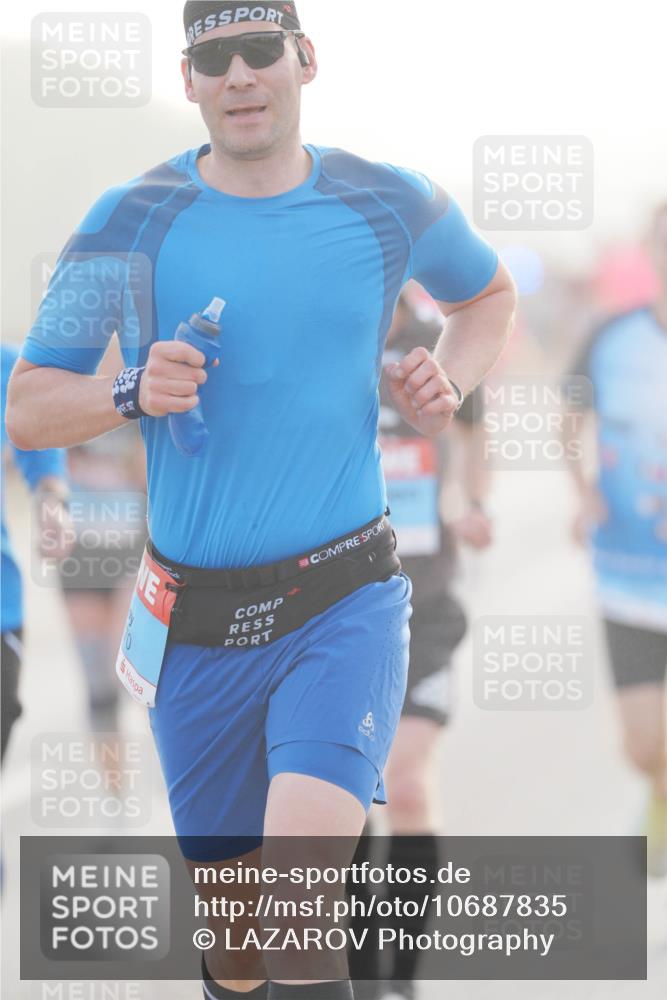 03.10.2026 - Köhlbrandbrückenlauf LAZAROV Photography http://msf.ph/oto/10687835 03.10.2026 09:15:31 Position 3  meine-sportfotos.de